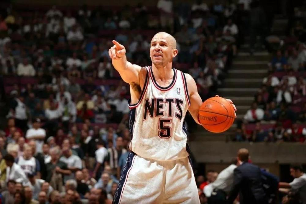 揭秘NBA手套之名,从杰森·基德到克里斯·保罗的传奇延续 揭秘NBA手套之名,从杰森·基德到克里斯·保罗的传奇延续