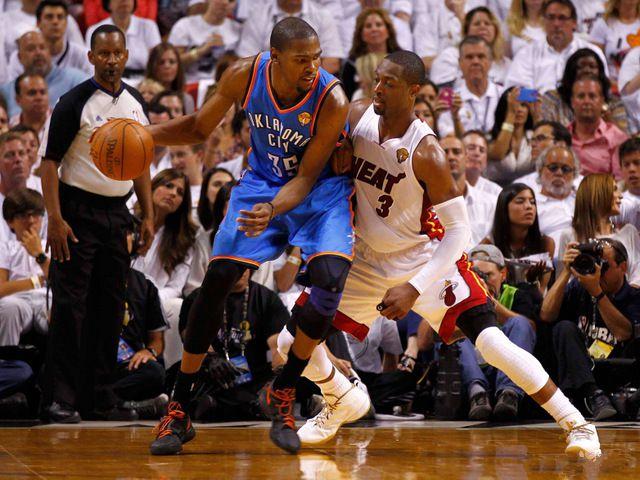 摩西马龙，24号球衣背后的传奇故事