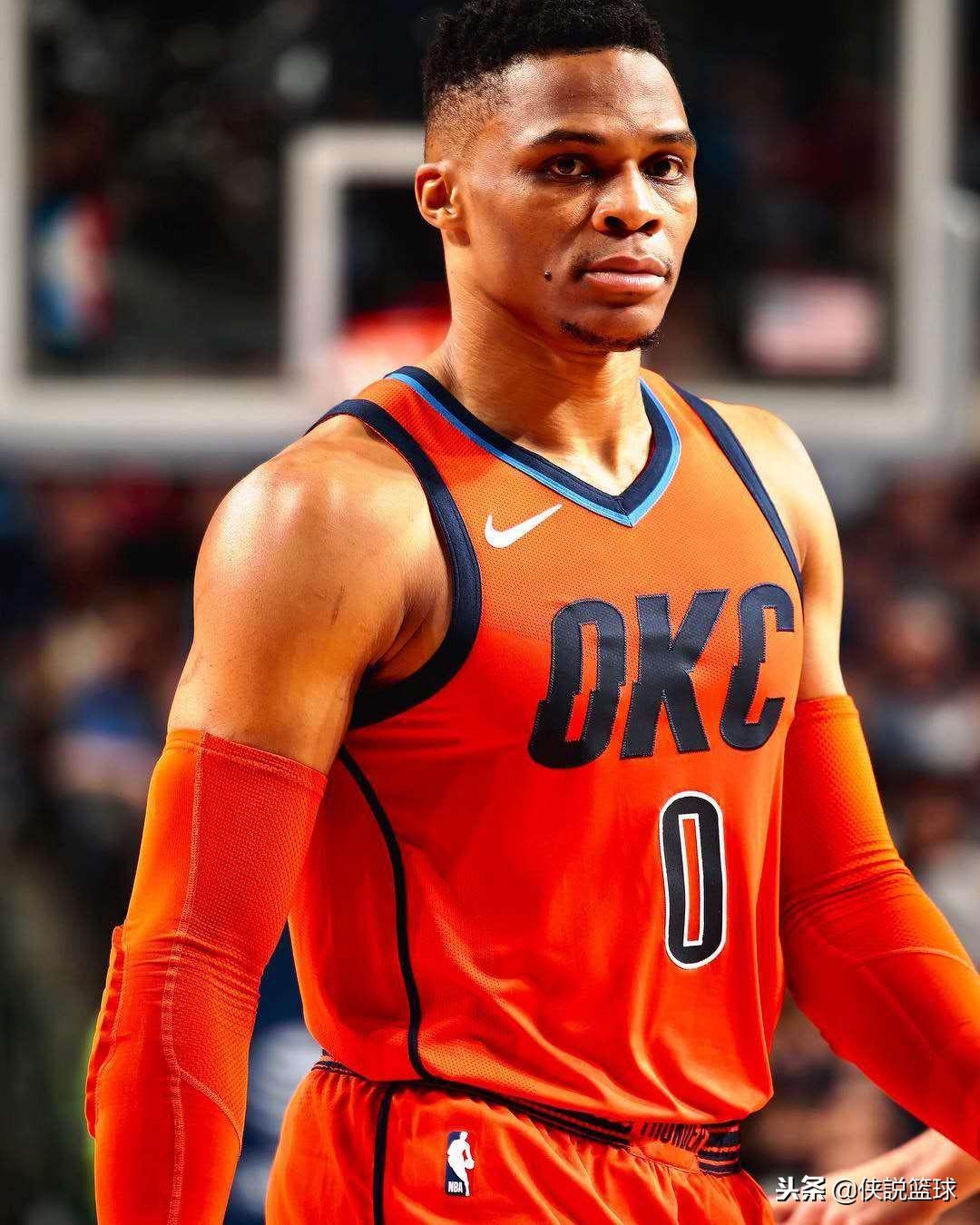 三双之王奥斯卡·罗伯特森，传奇在NBA哪个队的辉煌足迹