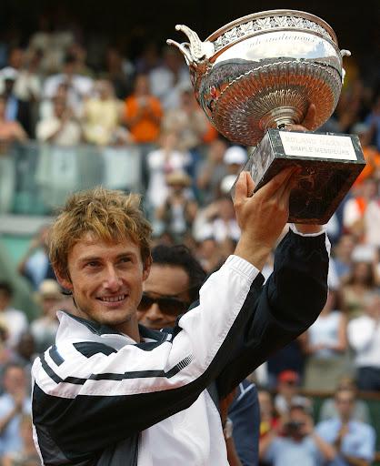 2023年中国篮球名人堂提名名单公布，致敬传奇，展望未来