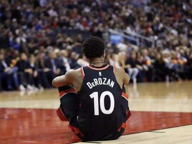 德玛尔·德罗赞，球场上的全能战士——解析其作为几号位的独特魅力