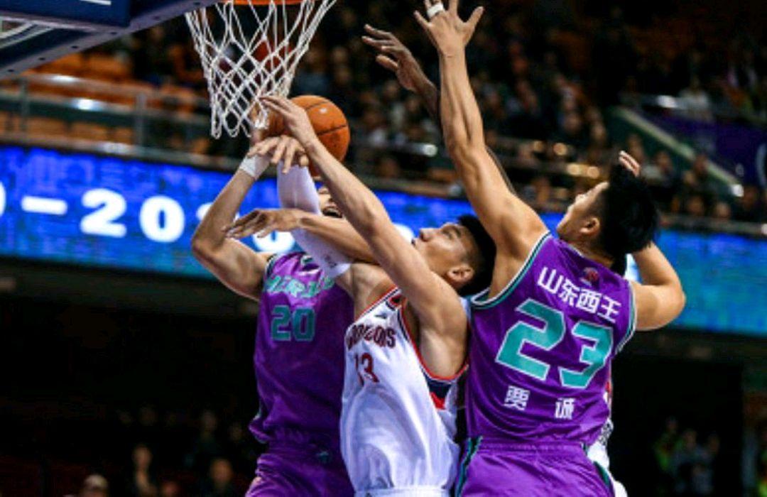 CBA最新排名前12名对阵表，群雄逐鹿，精彩对决一触即发