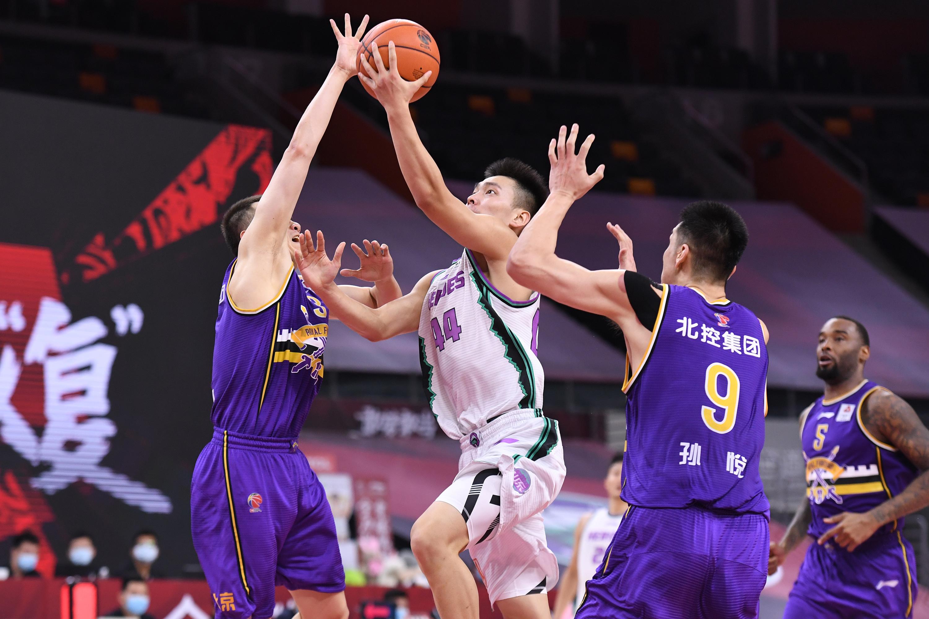 广东体育频道CBA排名榜，揭秘广东篮球的辉煌与挑战