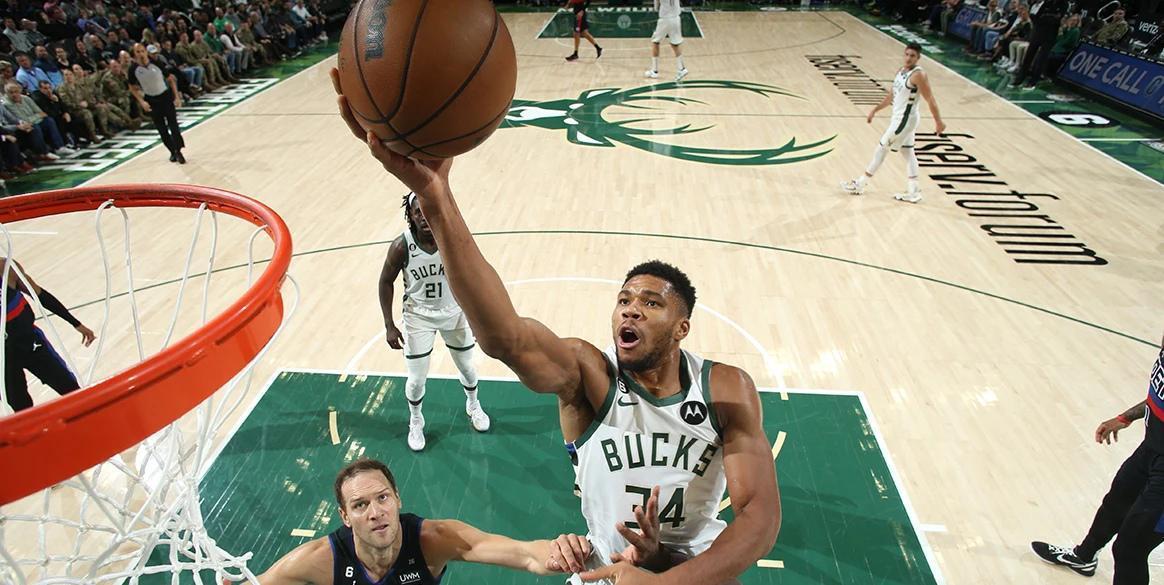 字母哥复出,雄鹿队新赛季的希望之光 字母哥复出,雄鹿队新赛季的希望之光