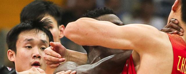 篮球赛中的打手规则与常识解析