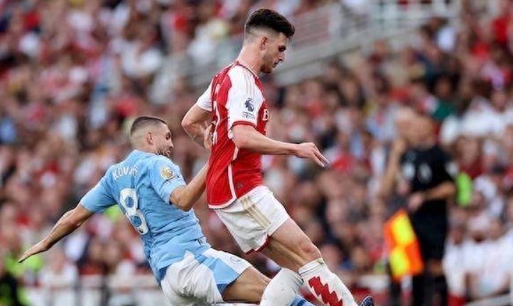 曼城英超前两轮首发阵容名单