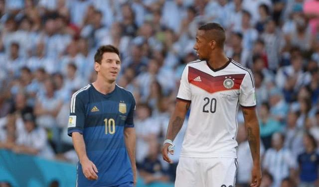 博阿滕与梅西，球场上的不解之缘与未竟之争