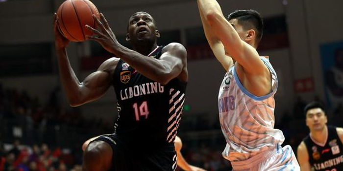 2017 CBA半决赛，新疆vs辽宁的激情碰撞