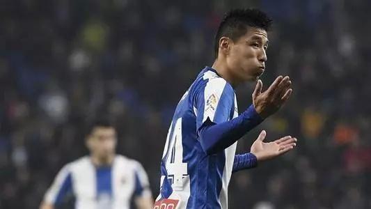 武磊之光，在欧洲杯的舞台上，西班牙队是否有这位中国前锋的身影？