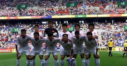 探秘中国足球的里程碑，中国男子足球队首次世界杯之旅