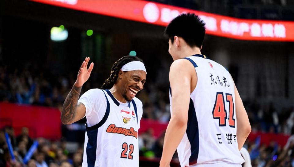 广东男篮新大外援，实力与期待的双重升级