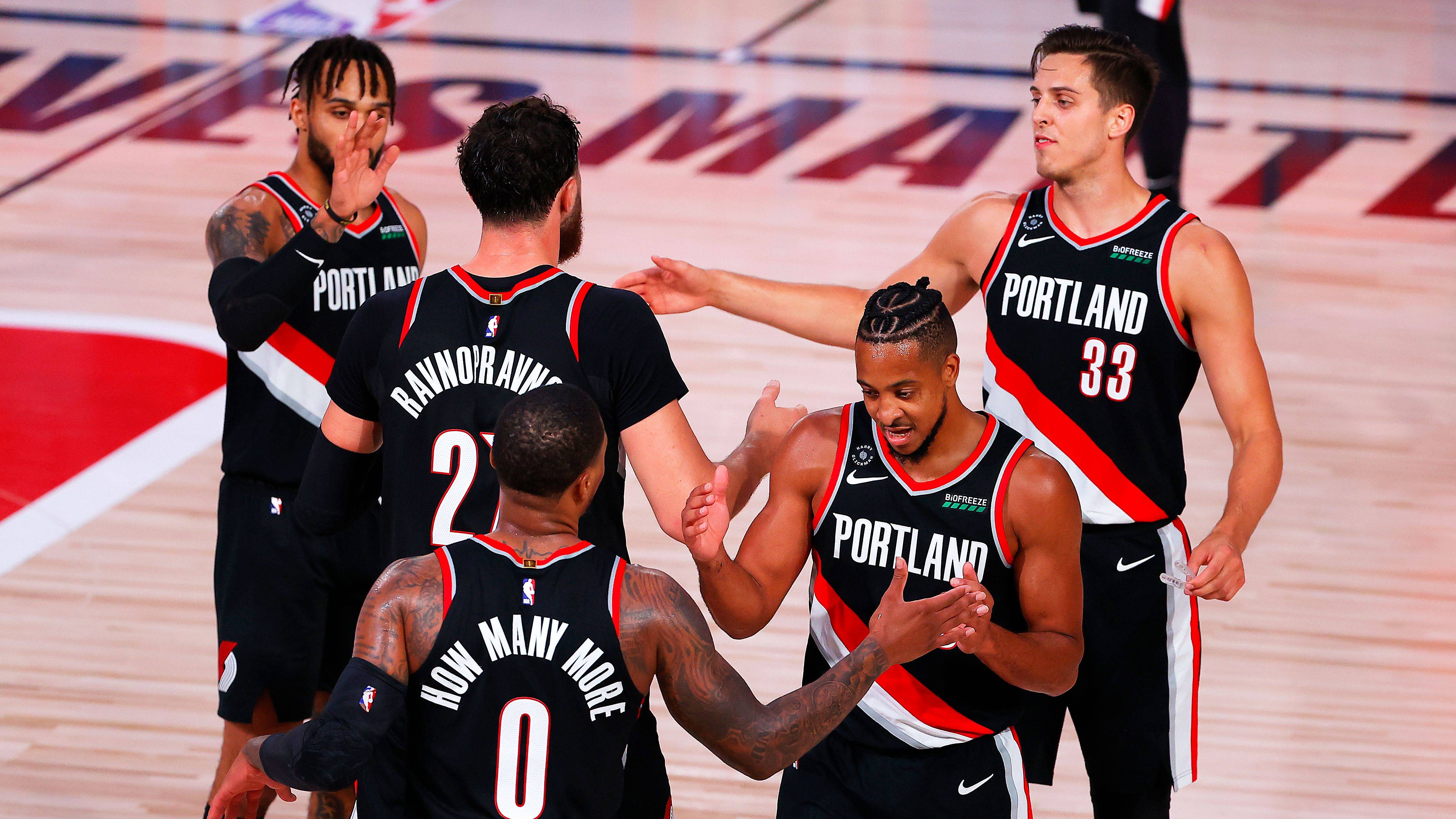 明天开拓者对热火的比分预测，一场攻防大战的预演