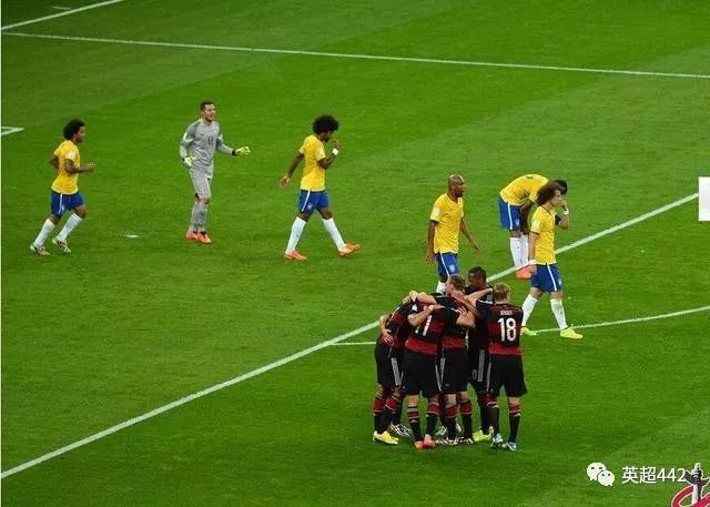 18年巴西世界杯，桑巴军团的荣耀与遗憾