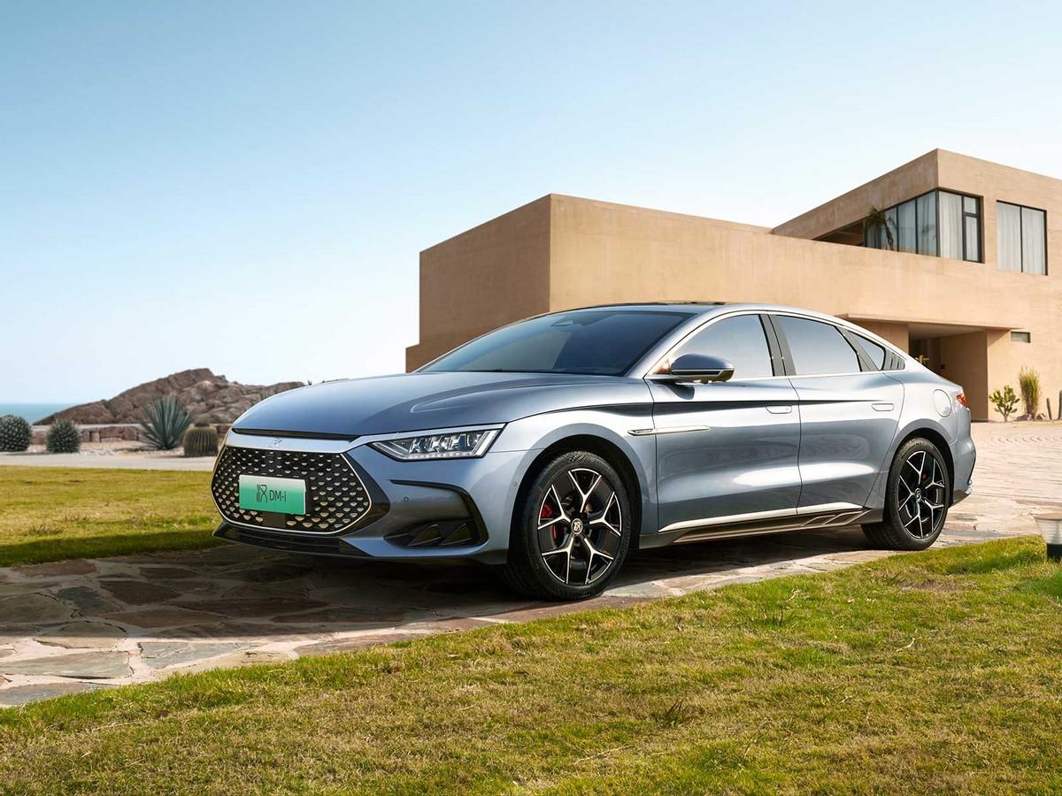 足球俱乐部的多元化岗位探索