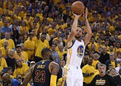 探索CBA总决赛G3回放，精彩瞬间不容错过