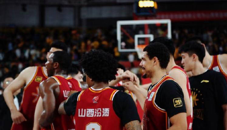 山西男篮新篇章，大外援加盟，蓄势待发