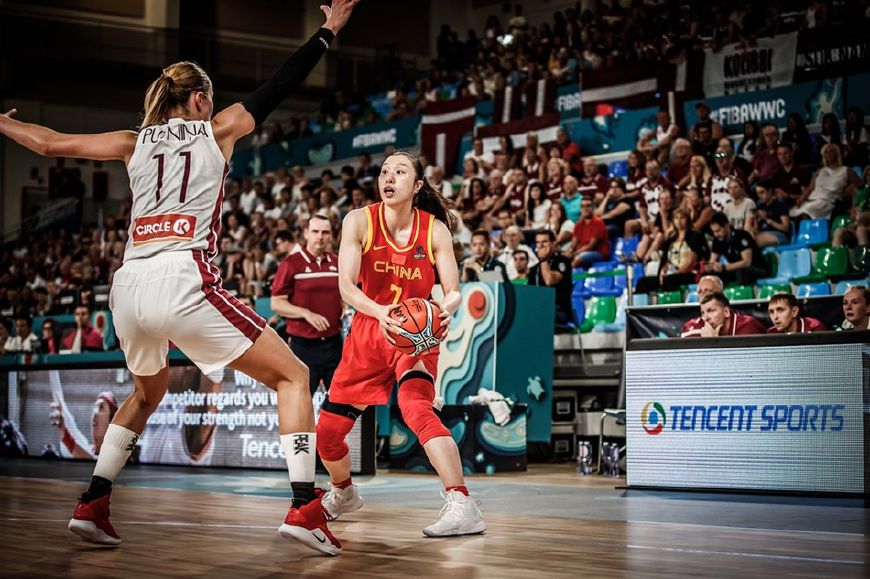 女篮风采，中国队在世界杯上的精彩表现与比分纪实