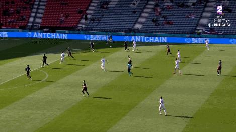 足球场上的双雄，克罗地亚与捷克的世界排名之旅