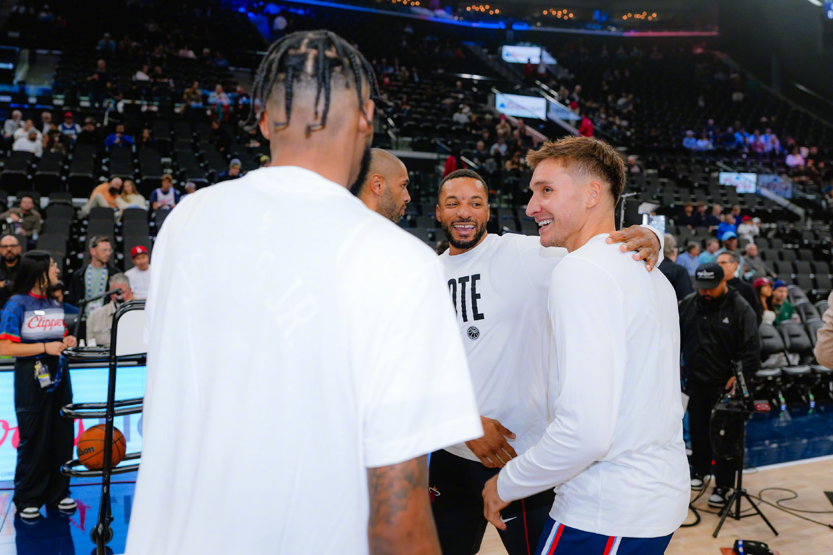 快船vs热火，总决赛舞台上的首发对决