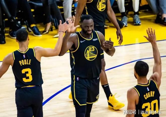 勇士新赛季，重塑辉煌的比赛阵容