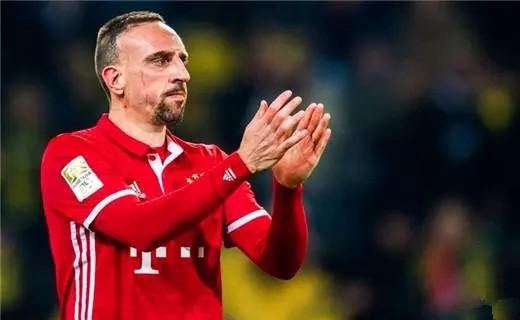 里贝里与中国血缘的迷思，一场足球巨星与文化交融的误解