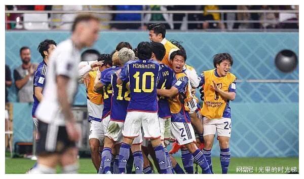 德国与日本，世界杯赛场上的较量与排名变迁