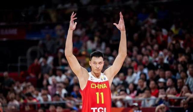 易建联，中国男篮的传奇巨塔与时代见证者