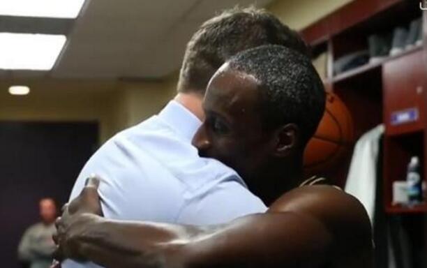 安德烈·英格拉姆，NBA赛场上的全能战士与数据奇迹