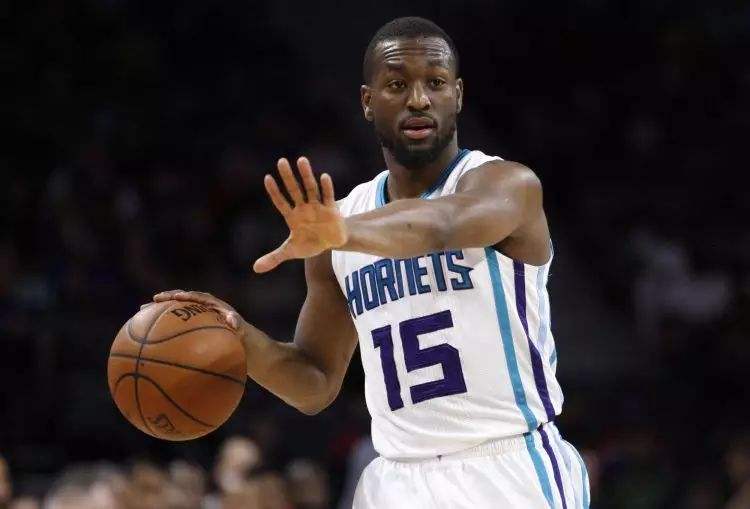 夏洛特黄蜂队史单场得分纪录，传奇与挑战的交织