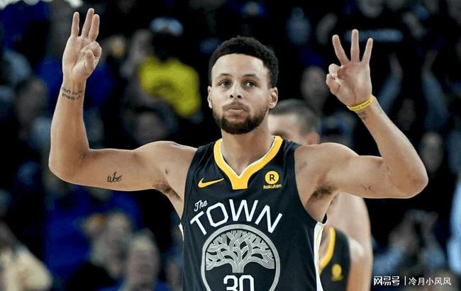 斯蒂芬·库里与赛斯·库里，篮球场上的兄弟情深