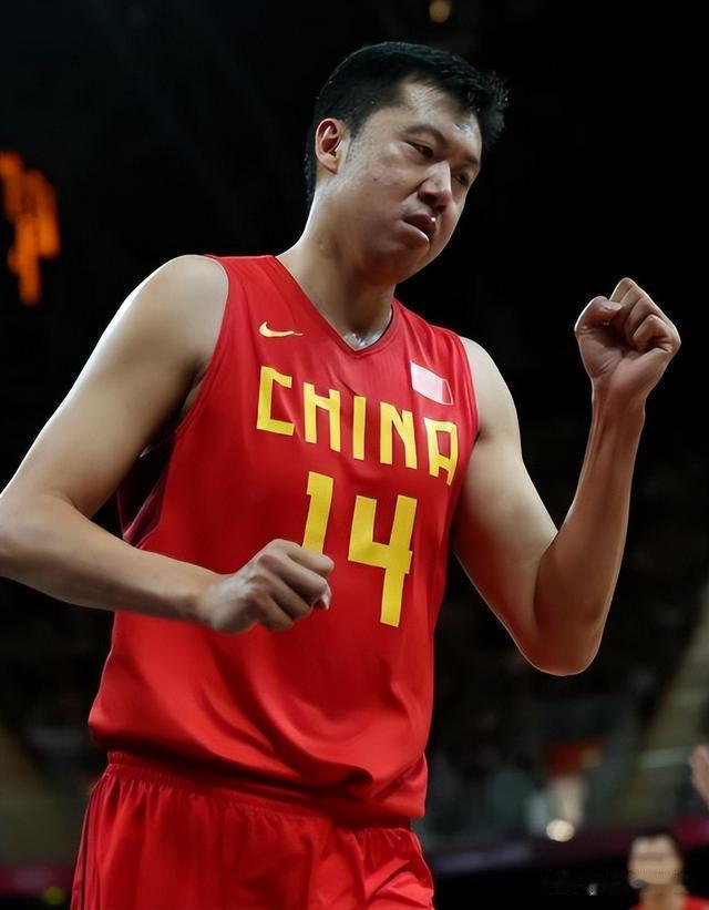 篮球巨擘的传奇谢幕，王治郅的退役之路