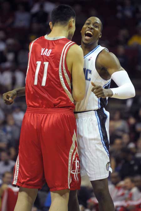 姚明与NBA，从上海大鲨鱼到休斯顿火箭的篮球之旅