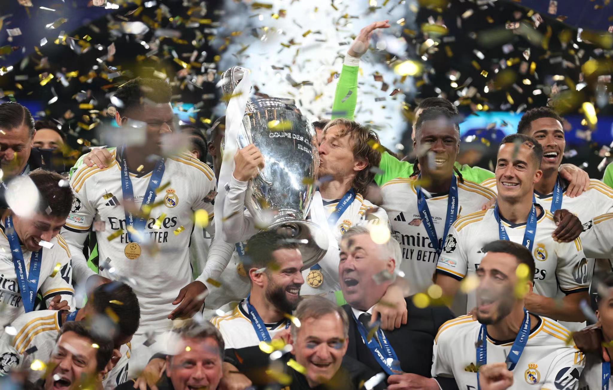 皇马再创辉煌，第十一个欧冠冠军的荣耀时刻