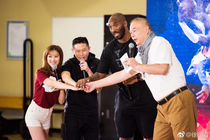 探秘NBA美眉，球场边那些动人的风景