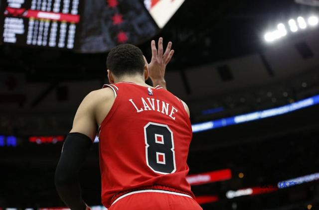 公牛队当年阵容，铸就辉煌的铁血军团