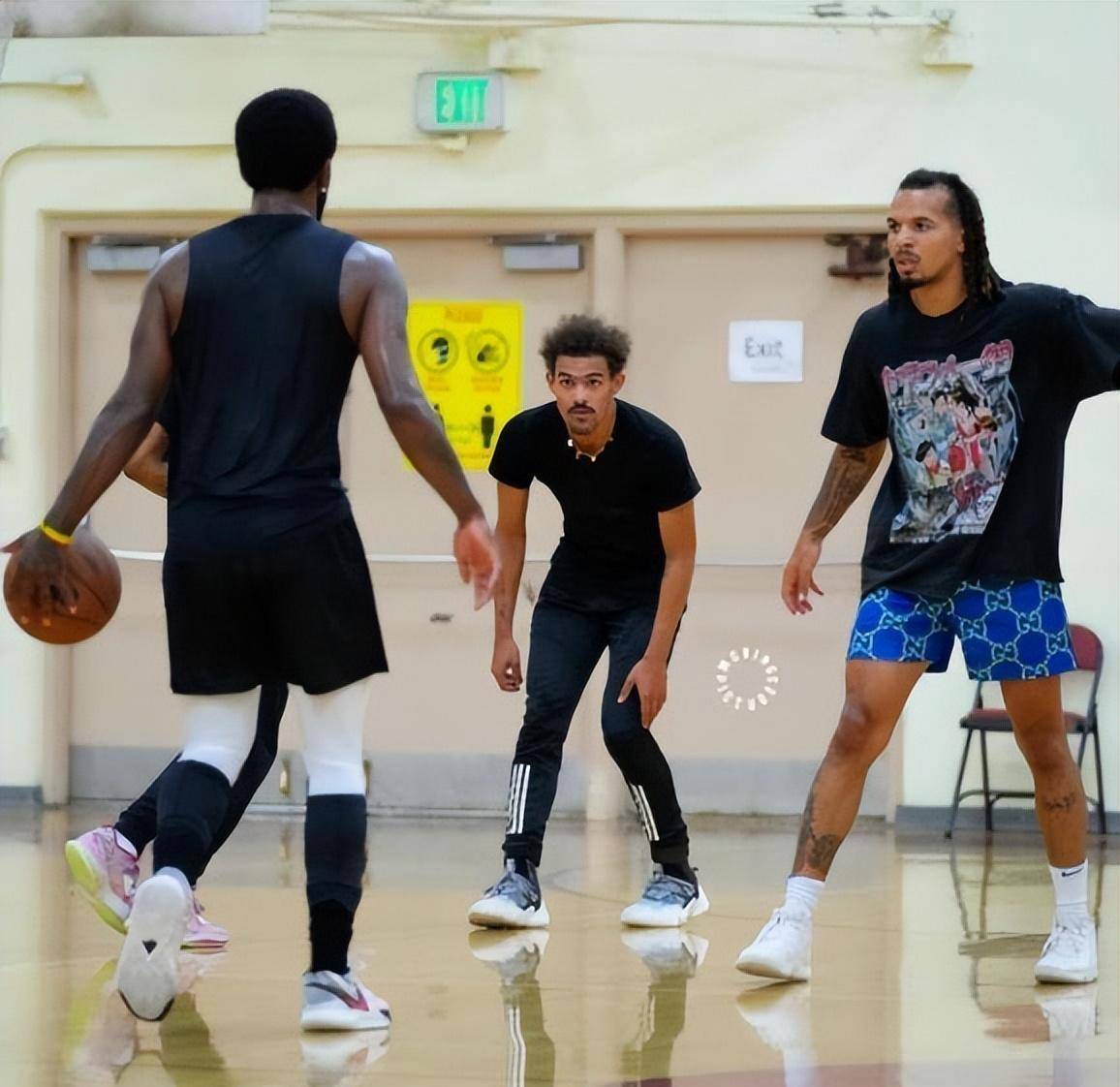 特雷杨1代与2代，一场篮球鞋界的双雄对决