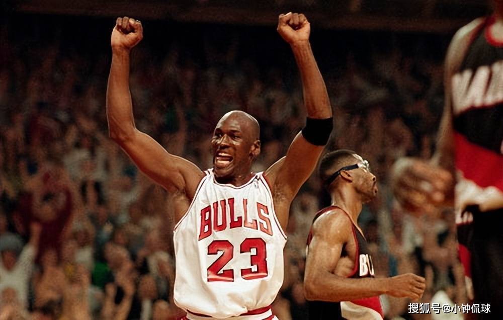奇才与公牛的经典对决，乔丹的传奇色彩