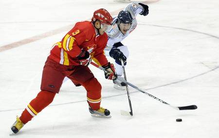 冰球中场休息的奥秘，时间、意义与影响