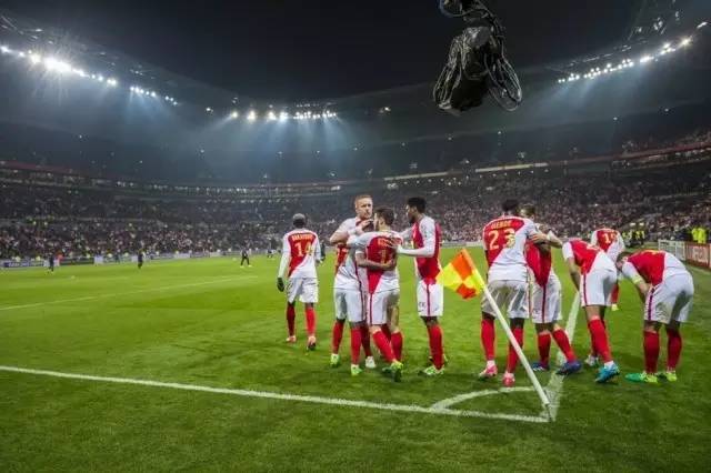 今年欧冠半决赛，全球球迷的盛宴——观看指南与精彩回顾