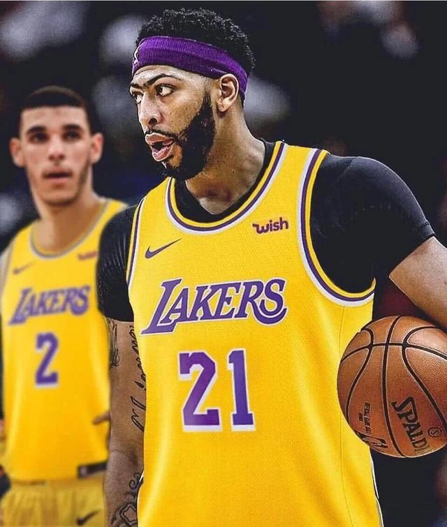 湖人用祖巴茨交易，一场关于未来与即战力的赌博