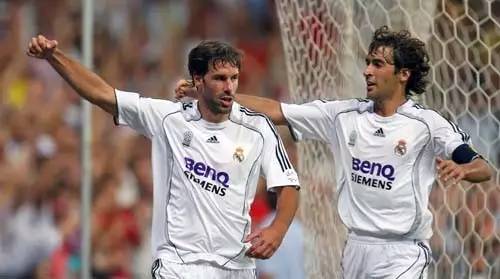 莫伦特斯与劳尔，谁在绿茵场上更耀眼？