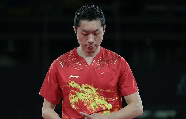 许昕，未染奥运单打冠军的辉煌，却以独特魅力照亮乒坛