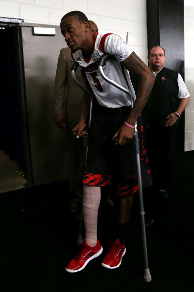 凯文·威尔断腿事件，一场关于运动伤害与预防的深度剖析