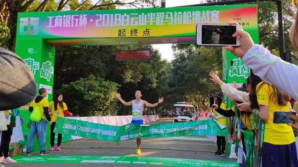 最新一期天下足球——足球世界的激情与梦想