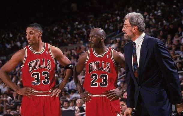 谁在NBA历史上拥有最多的总冠军？