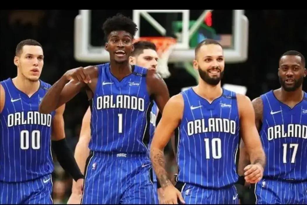 魔术与骑士，历史交汇的奇幻篇章