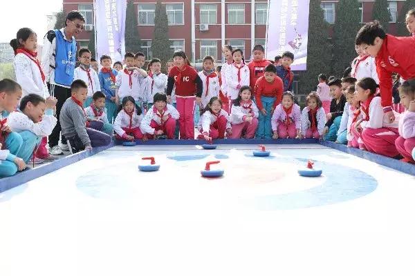 北京冬奥会，美国参与的背后与全球冰雪运动的交融