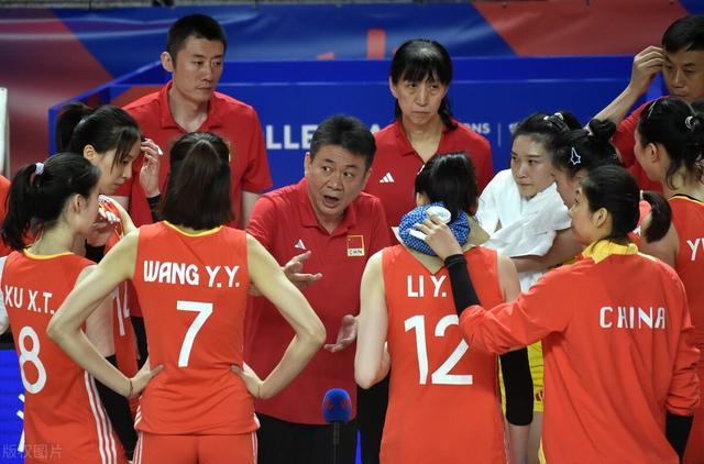 中国女排巴黎奥运会名单公布，荣耀与挑战并存的未来之路