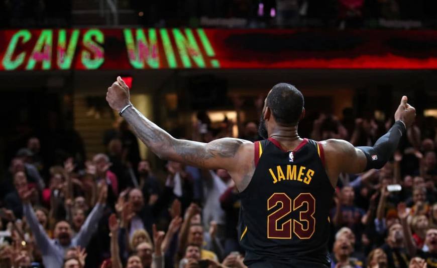 湖人VS猛龙，冲突在第四节的激烈碰撞