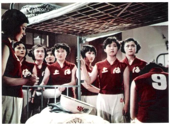 篮球队人数之谜，揭秘一场比赛的团队构成